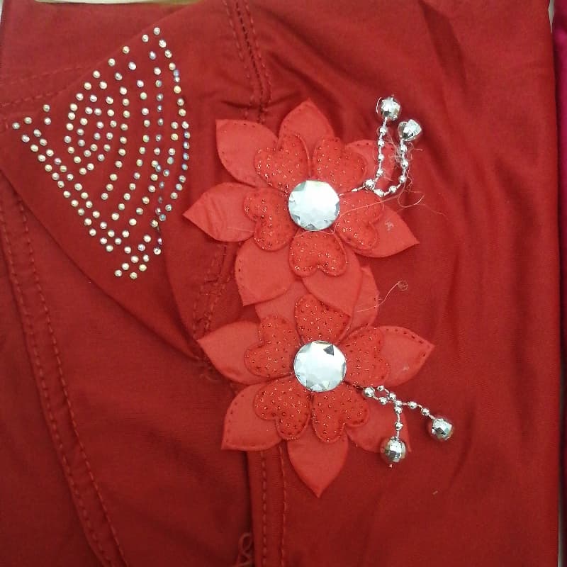 Double flower Maqna hijab with stone