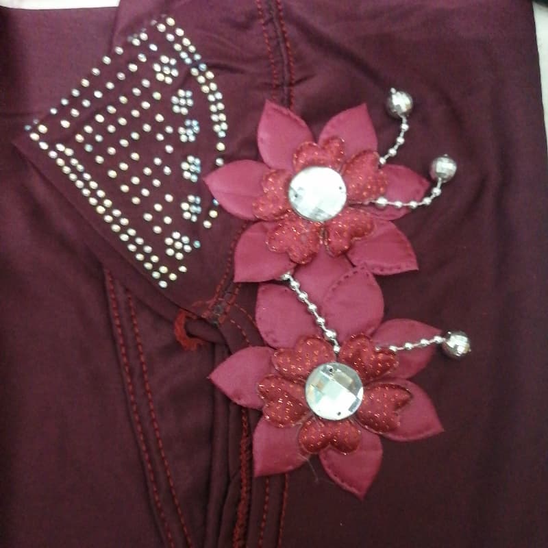 Double flower Maqna hijab with stone