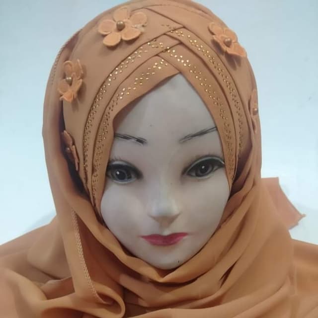 Criss cross flower hijab stoler